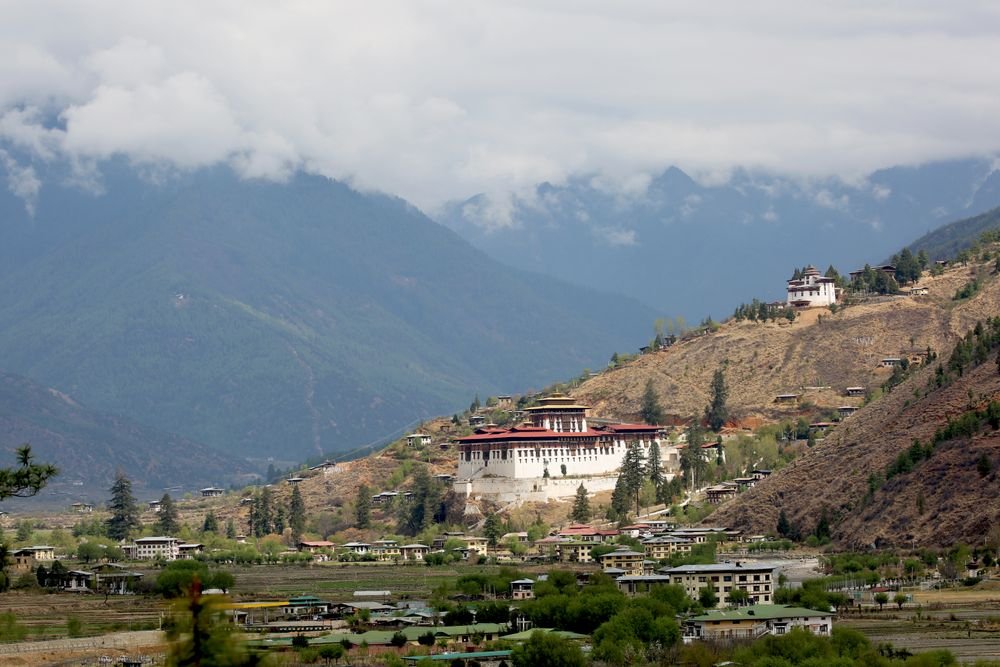 The Paro valley with Rinpung Dzong