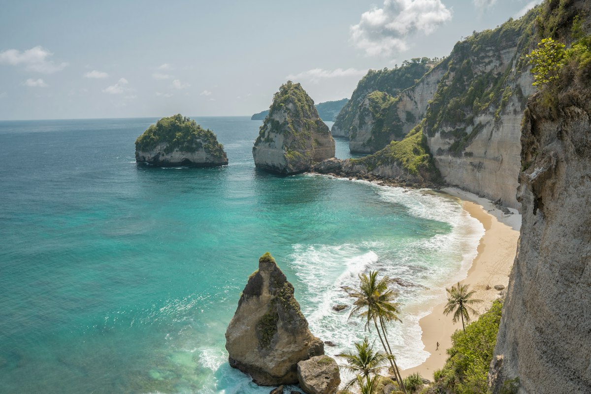 Diamond Beach and its sea stacks on Nusa Penida, Bali