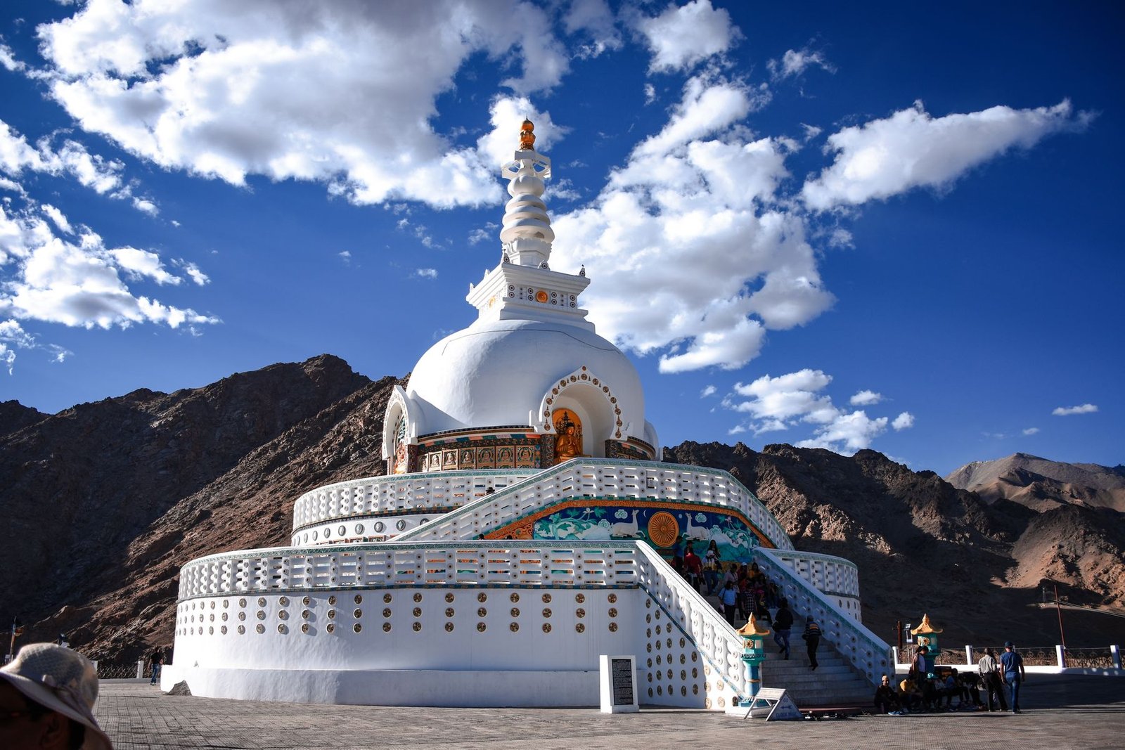 Shanti Stupa, Leh