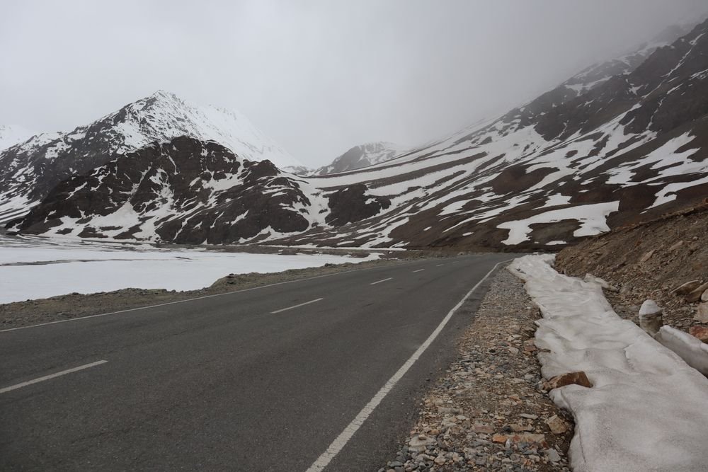 A high road through the Ladakh mountains