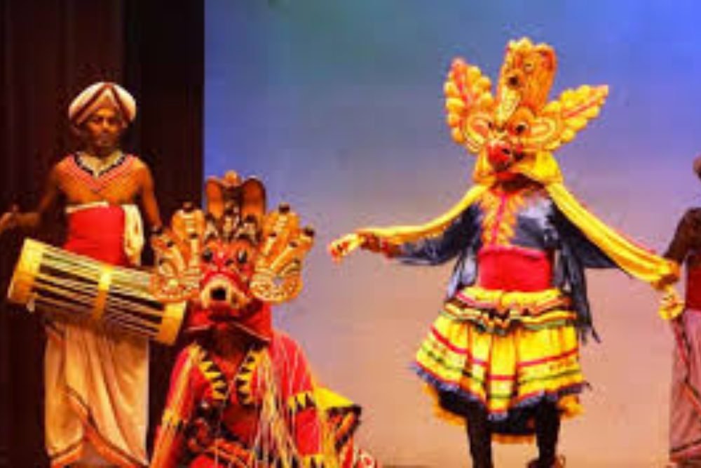 Kandyan dancers