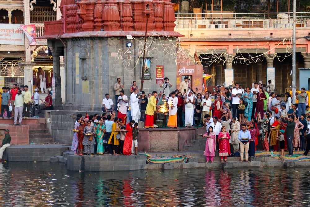 Aarti on the ghats at Ujjain
